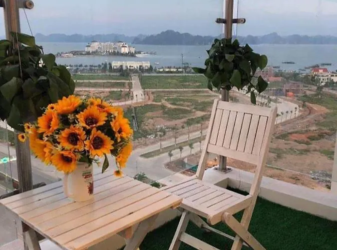 Luxury * Hạ Long