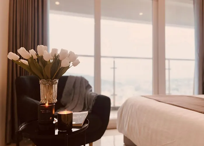Luxury * Hạ Long