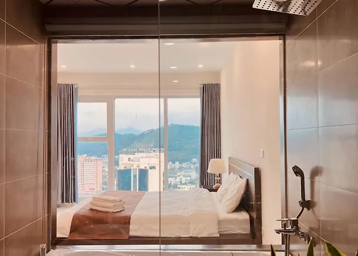 Luxury * Hạ Long